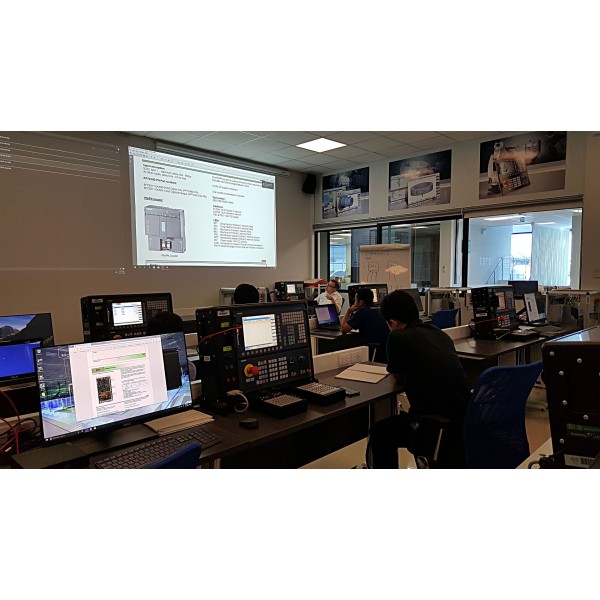 CNC training for Siemens control