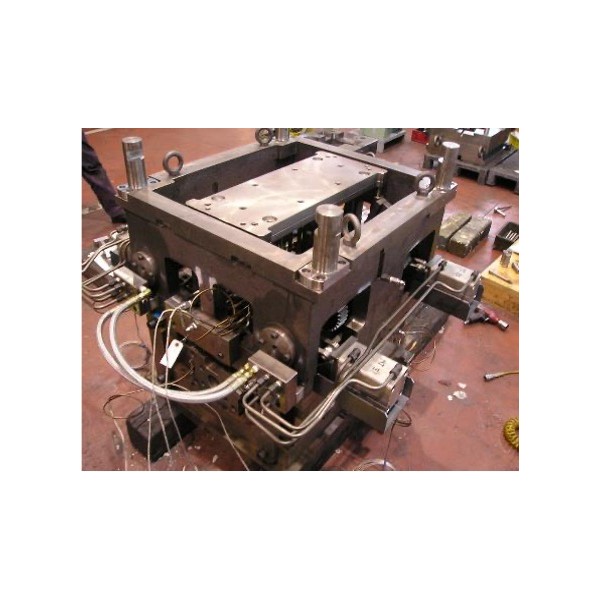 แม่พิมพ์หล่อขึ้นรูปอลูมิเนียมแรงดันต่ำ【Low Pressure Casting(LP)】