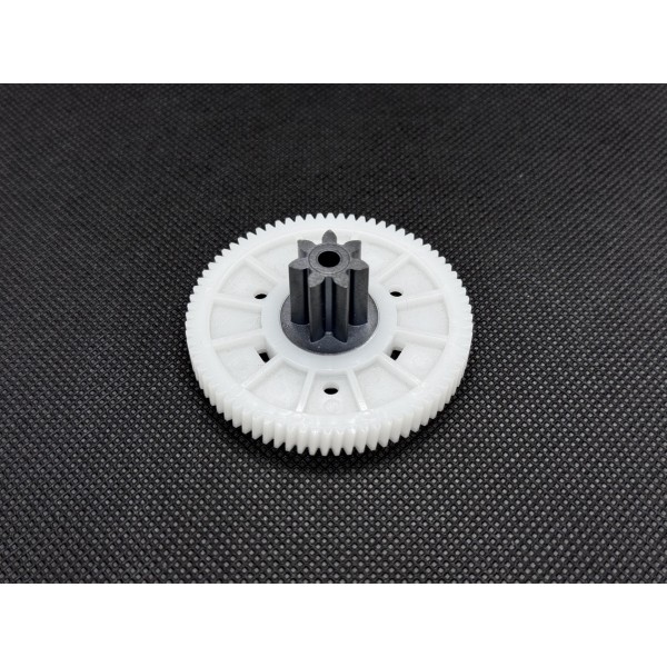 ギア部品（POM）｜射出成形によるギア歯形 ±10µm 低摩擦・高耐摩耗性
