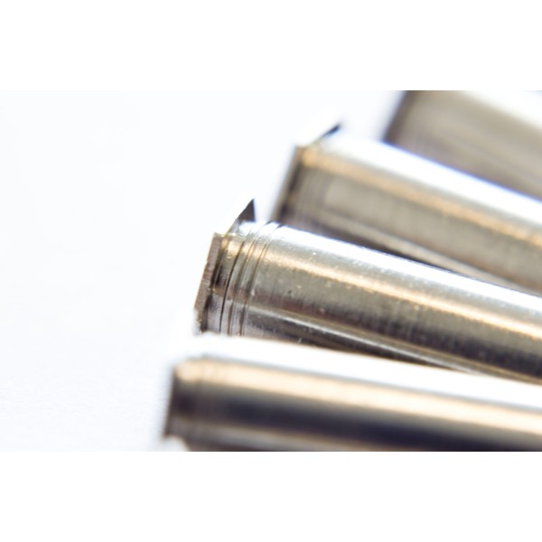STANDOFFS FOR ULTRA-THIN SHEETS