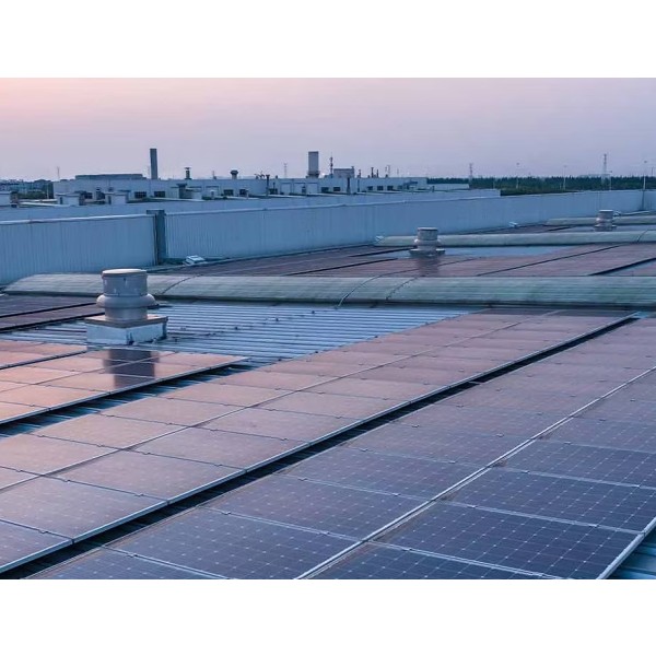 Solar cell installation services for industrial factories.