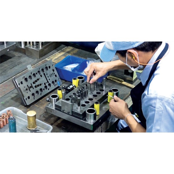 Precision Mold Maintenance Services to Extend Lifespan