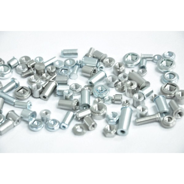 CLINCHING FASTENER FOR SHEET METAL